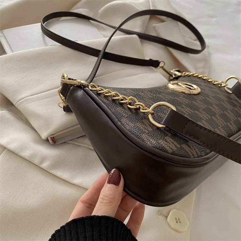 Victoria Classic Shoulder Bag